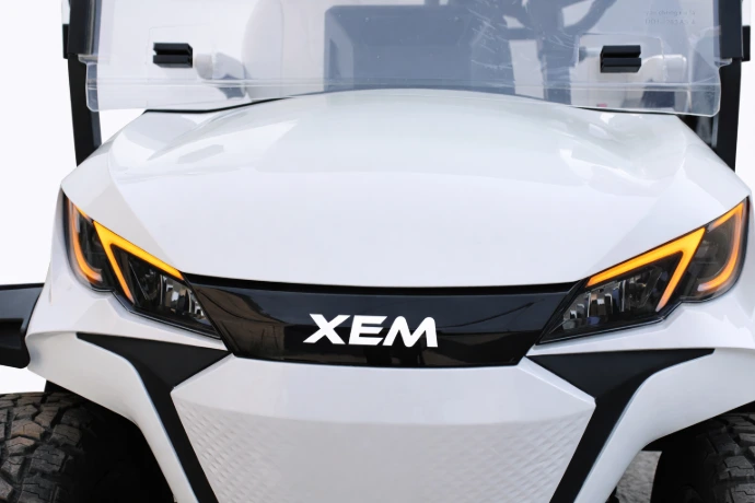 Frente de carrito de golf eléctrico modelo EVI XEM