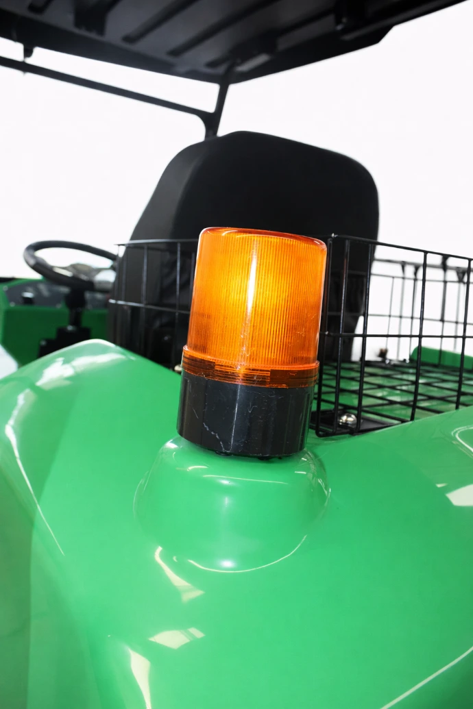 Luz de advertencia y seguridad tipo torreta para barredora industrial DQS15A.