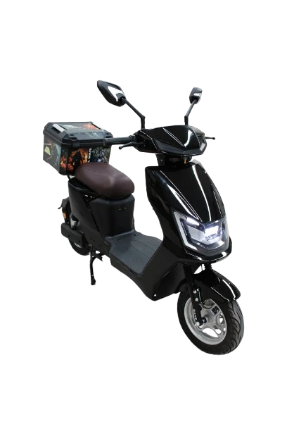 Motoneta eléctrica XEM negra equipada con maletero trasero para reparto